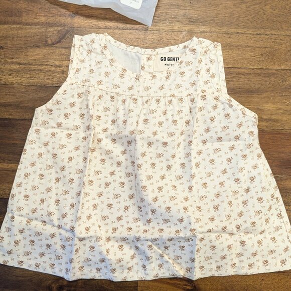 Floral Print Field Top - 4T - new without tags - Picture 2 of 2